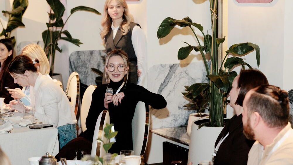 «Точка касания» в Москве - медиатека Urban