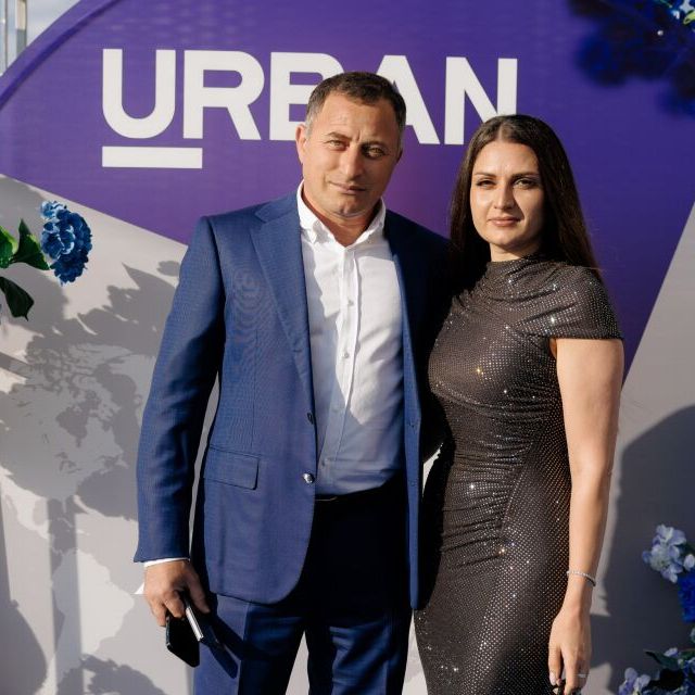 Фотозона URBAN: синяя ковровая дорожка - фото 17