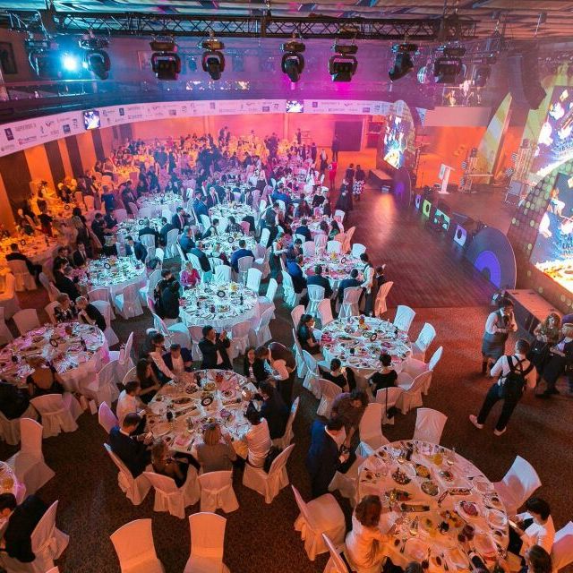 Премию Urban Awards 2016 вручили в ритме DISCO-80X - фото 1