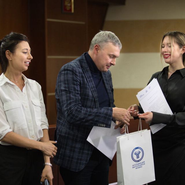 Вручение дипломов выпускникам курса "Продуктолог в девелопменте" - фото 49