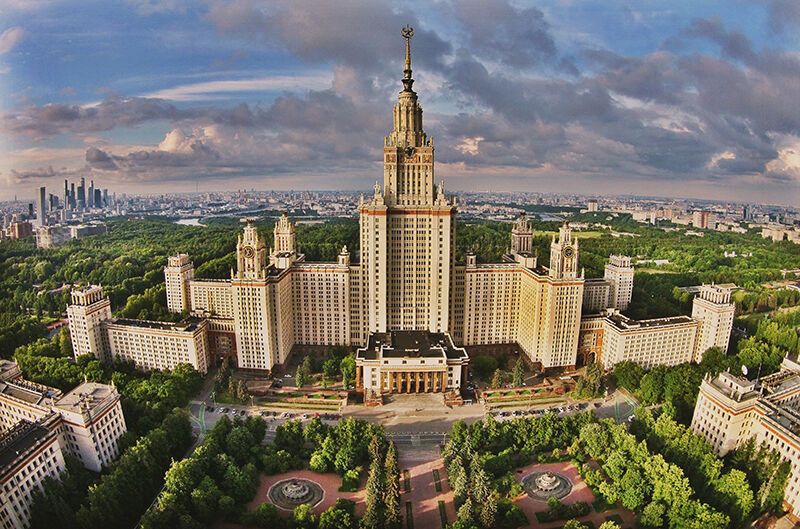 ТОП-10 жилых комплексов рядом с известными вузами Москвы